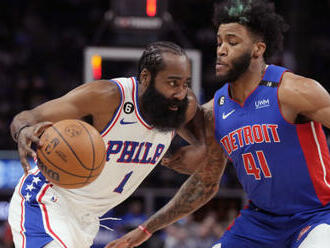 Harden v NBA zářil při výhře Philadelphie, Brooklynu se zranil Durant