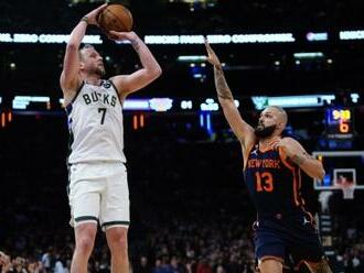 Milwaukee v NBA otočilo zápas s New Yorkem ze ztráty 17 bodů