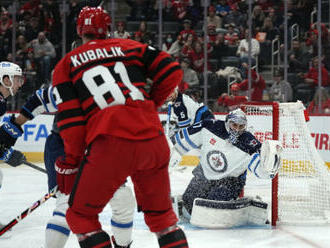 Chytil a Kubalík v NHL skórovali, Vaněček vychytal výhru