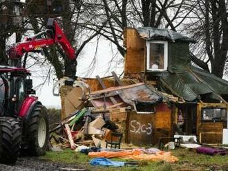 Policie prakticky dokončila vyklízení Lützerathu, pokročila jeho demolice