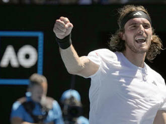 Šwiateková postoupila hladce do osmifinále Australian Open, uspěl i Tsitsipas