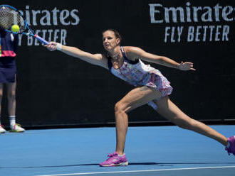 Plíšková postoupila na Australian Open do čtvrtfinále, Fruhvirtová neuspěla