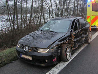 Profesionální hasiči ze stanice Uherské Hradiště vyjeli k nehodě nákladního a osobního automobilu…