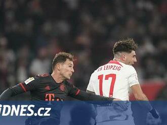 Fotbalisté Lipska zdolali v předehrávce Stuttgart a na Bayern ztrácí jediný bod