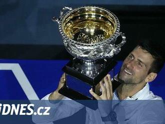 Desátá korunovace. Djokovič na Australian Open utvrdil neporazitelnost