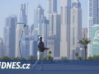 Golfista McIlroy potřetí v kariéře ovládl turnaj DP World Tour v Dubaji