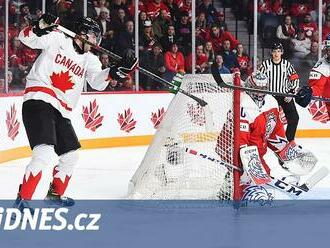 ONLINE: Česko - Kanada. Dvacítku čeká v boji o zlato domácí favorit