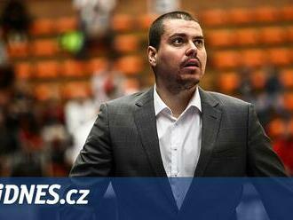 Basketbalisté Pardubic plánují v Edenu uhlídat trojkaře Slavie