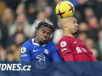 ONLINE: Duel gigantů Liverpool - Chelsea bez gólu. West Ham už není na sestup