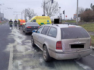 Jednotka ze stanice Ústí nad Labem vyjela k dopravní nehodě dvou osobních aut v ulici Sociální péče…