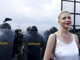 Vězněná vůdkyně běloruských protestů byla operována v nemocnici. Rodina se o ni bojí