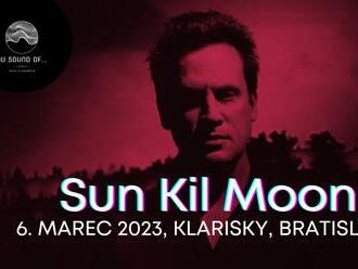 Sun Kil Moon na výnimočnom dvoj a pol hodinovom koncerte v Klariskách