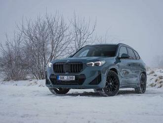 TEST BMW X1 xDrive23i pohledem ženy: Zmohutněl nám, chlapec jeden