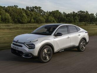 Citroëny C4 X a ë-C4 X dostaly české ceny. První za půl milionu, druhý téměř za dvojnásobek