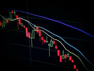 Euro má za sebou 20-ročné minimum voči doláru. Čo očakávať od menového páru EUR/USD v roku 2023?