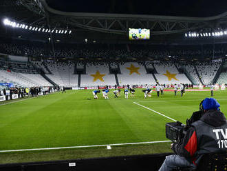 Pád v tabuľke a koniec nádejí na titul. Juventusu odobrali 15 bodov, trest spoznal aj Nedvěd