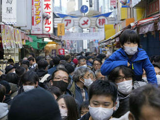 Japonská vláda ponúka rodinám milión jenov na dieťa, ak sa odsťahujú z Tokia