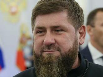 Kadyrov zasiahol a ruský generál zmenil názor na holenie vojakov