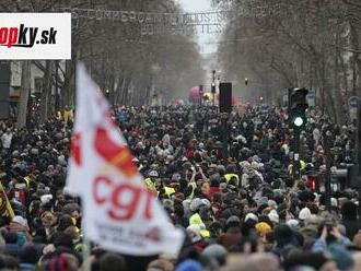 Macronova dôchodková reforma sa nestretla s pochopením: Protestovalo proti nej 2,8 milióna ľudí