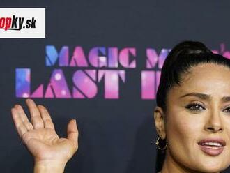 Salma Hayek   na premiére všetkým vyrazila dych: Wau! Na tieto šaty treba odvahu