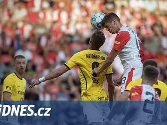 Slavia se v poháru představí v Hradci, Sparta může jít na Bohemians