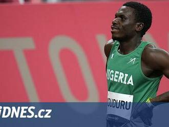 Božské časy mu zajistil doping. Sprinter Oduduru si nezazávodí šest let