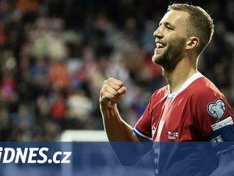 Česko - Faerské ostrovy 1:0, další trápení fotbalistů, na gól potřebovali penaltu