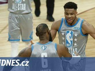 Utkání hvězd basketbalové NBA se vrátí k formátu Východ vs. Západ