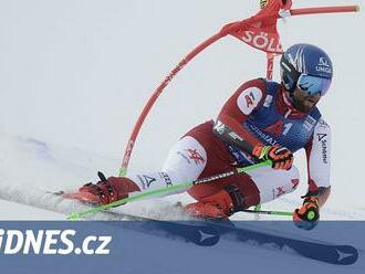 Start sezony se odkládá. Vítr v Söldenu ukončil rozjetý obří slalom lyžařů