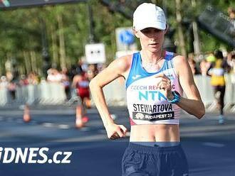 Stewartová byla třetí na půlmaratonu v Málaze, půl minuty za národním maximem