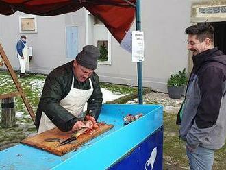 Dobrá zpráva v době drahoty: Třeboňský kapr bude stát na Vánoce stejně jako loni