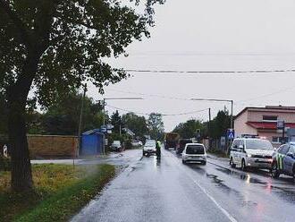 Vo Vinosadoch zrazil vodič na priechode pre chodcov 13-ročné dievča