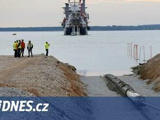 Finsko vyzdvihlo u poškozeného plynovodu kotvu, zná podezřelou loď