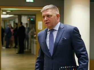 Fico je späť v Bruseli. Ukrajine nechce dať zbrane a pre Orbána je ako vianočný darček