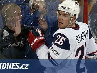 Americký hokejista Paul Stastny po sedmnácti sezonách v NHL ukončil kariéru