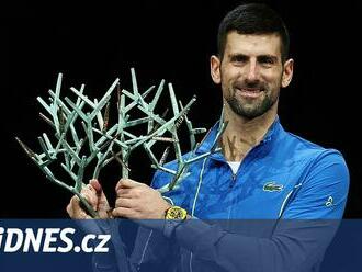 Djokovič porazil Dimitrova a v Paříži ovládl 40. turnaj série Masters