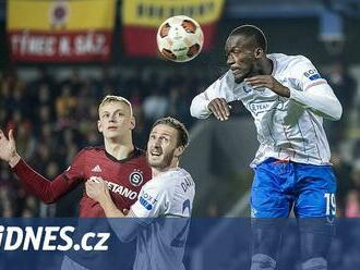 ONLINE: Rangers - Sparta, v útoku Olatunji i Kuchta. Haraslín náhradníkem