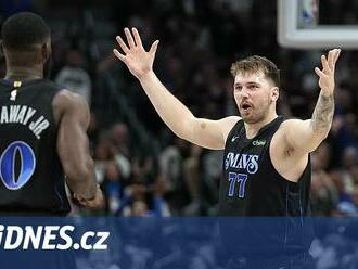 Dončičovo galapředstavení. Nastřílel 44 bodů a Dallas jasně zdolal LA Clippers