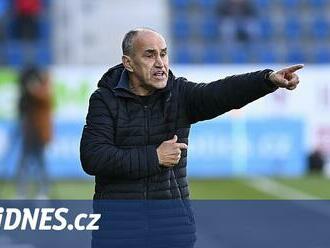 Okradený Hradec? Rozhodnutí sudího nechápu, lamentoval trenér Kotal