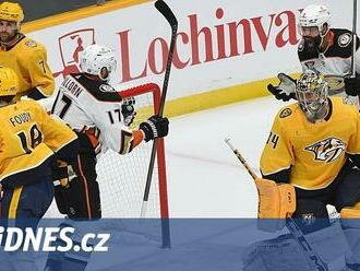 Slavný hattrick pro Gudase. Dorovnal McDavida a dál táhne Anaheim