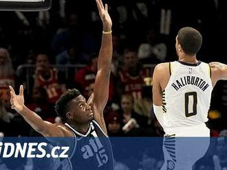 Indiana a Lakers jsou ve čtvrtfinále turnaje NBA, James má přes 39 000 bodů