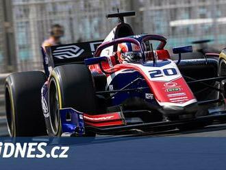 Český jezdec Staněk skončil v závěrečném sprintu F2 v Abú Zabí dvanáctý