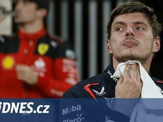 Šampion Verstappen vyhrál kvalifikaci Velké ceny Abú Zabí před Leclercem