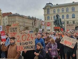 Den protestů 2023: Začala obří stávka, účastní se jí většina škol, firmy i úřady