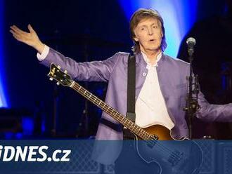 Paul McCartney uspořádal v Brazílii překvapivý koncert. Potěšil 300 fanoušků