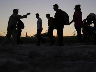 Taliani schválili novinku: Neplnoletých migrantov budú môcť zadržiavať! A to nie je všetko