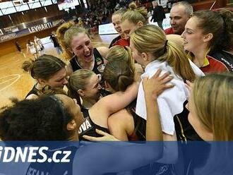 Basketbalistky Hradce si v Trutnově připsaly devatenáctou výhru v derby za sebou