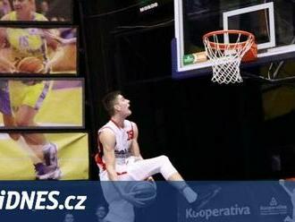 Do Jindřichova Hradce opět zamíří naděje světového basketbalu