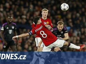 ONLINE: Sevilla v pohárech končí. O osmifinále LM bojují Neapol i United