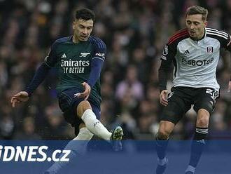 Další zaváhání. Fotbalisté Arsenalu nezvládli ani druhé londýnské derby